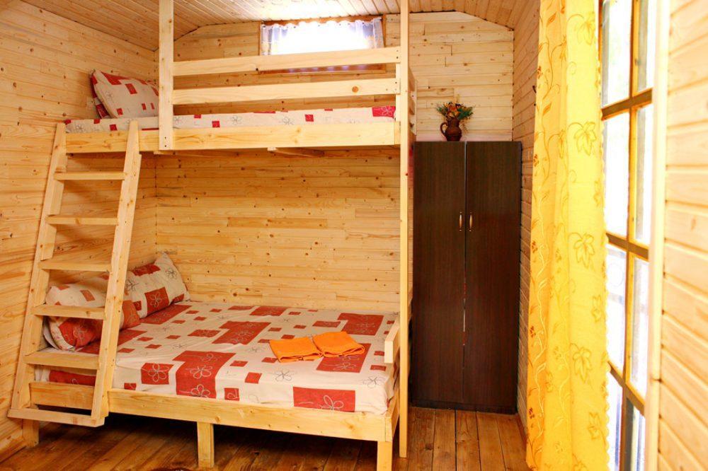 Bilya Richky Hotel คาเมียเนตส์-โปดิลสกี ภายนอก รูปภาพ